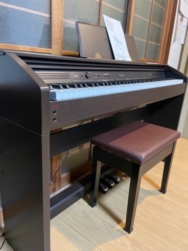 高年式美品2017年製 Casioカシオ　電子ピアノ　 Privia PX-760BN  　88鍵盤