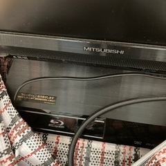 【取引予定者あり】テレビ  リモコン付きの画像