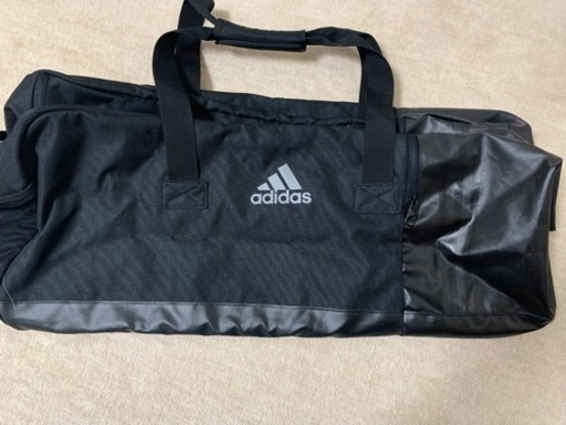 adidasボストンバック