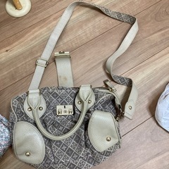 ラシット　ショルダー