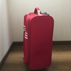 アディダス　スーツケースの画像