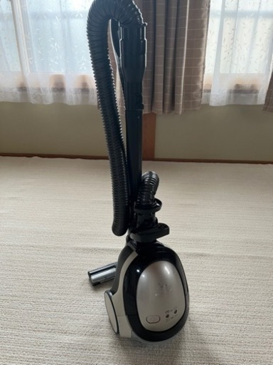 取引中　日立掃除機