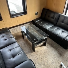 応接室などにソファーベットセットの画像