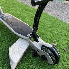 パルス Pulse キックンゴー エクセルレーター XCELERATORシルバー  キックボードの画像