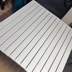 Coleman キャンプ用　折りたたみ机