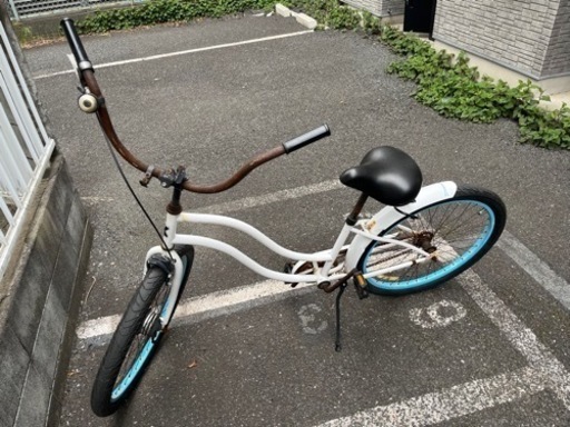 【値下げ中】ビーチクルーザー RAINBOW ホワイト　ライト・鍵付き