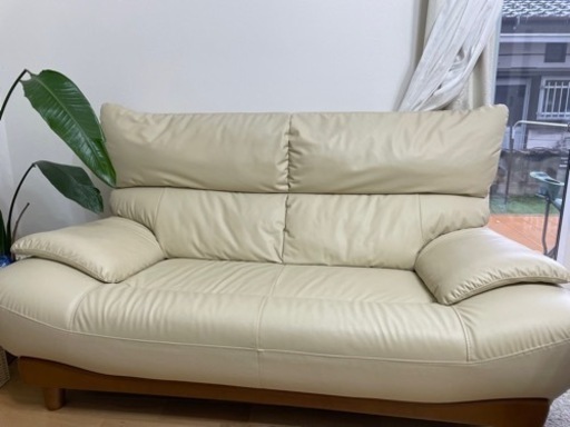 お問合せありがとうございます。商談中　　　美品な方だと思います。