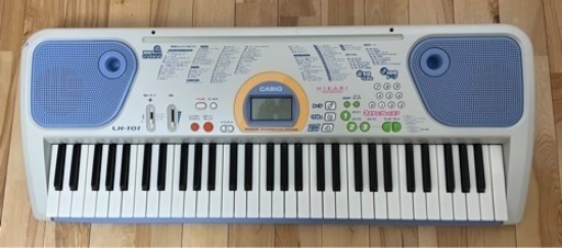 電子キーボード