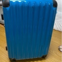 キャリーケースの画像