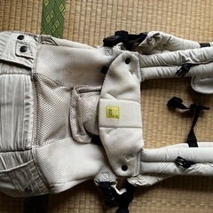 リルベビー　抱っこ紐