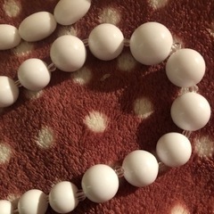 白系色々ネックレスの画像