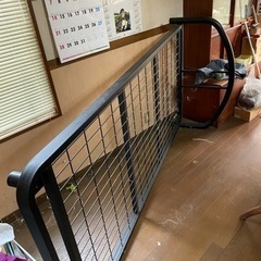 ベッドフレーム