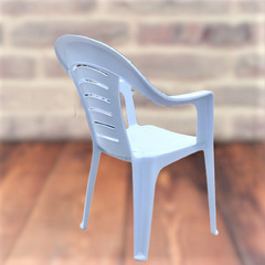 プラスチックガーデンチェア　ホワイト　新品　在庫20脚　4/29の画像