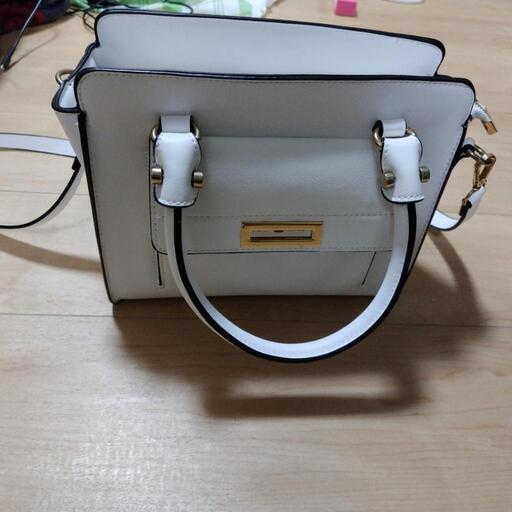 ショルダーバッグ