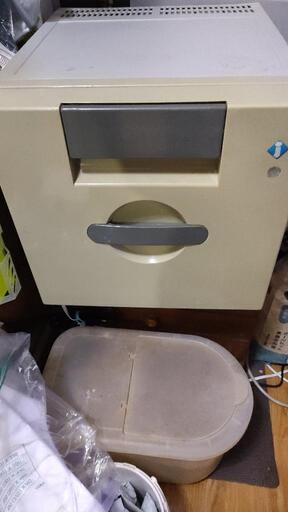 小型冷蔵庫　再値下げしました。