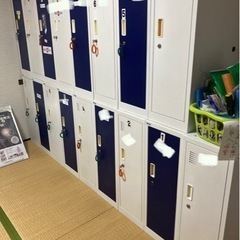 オフィスロッカー