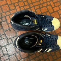adidas スニーカー 27.5cmの画像