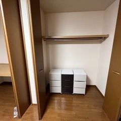 衣類収納　樹脂製　３段ケース　タンス　３セットの画像