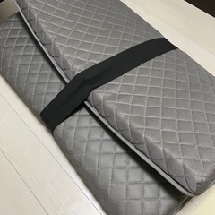 折りたたみ 低反発マットレスの画像
