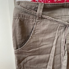 カーキ　ラップスカートの画像