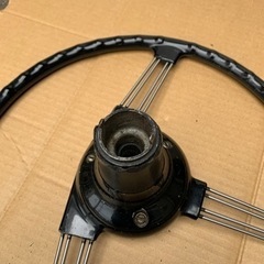 値下げ⤵️旧車 オースチン 🇬🇧英国車用 ステアリング 希少品‼️の画像
