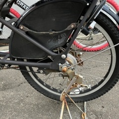 【お渡し者様決まりました。沢山のお問い合わせありがとうございました】電動自転車　バッテリー付きの画像
