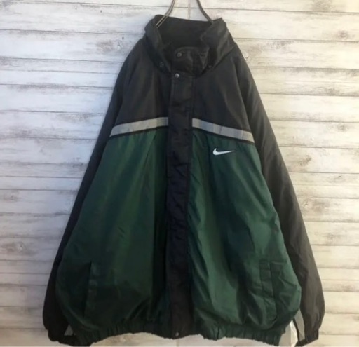 NIKE ナイキ　ナイロンジャケット