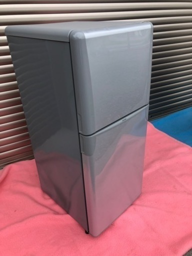 【決まりました】東芝冷蔵庫YR-12T (S)120L