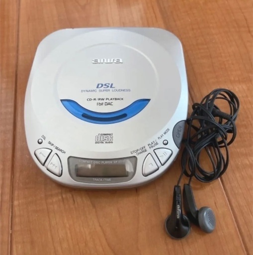 AIWA ポータブルCDプレーヤー　XP-V310
