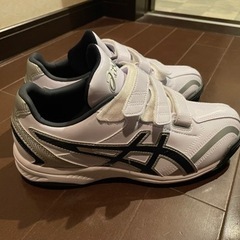 トレーニングシューズの画像