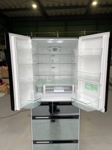 【美品】HITATCH ノンフロン冷凍冷蔵庫 565L 2014年製  R-M5700D（X）型動作品 日立