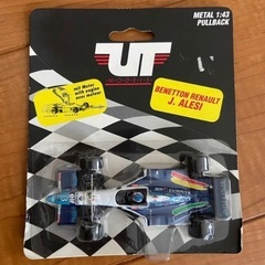 UTモデル　ミニカー
