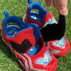 ウルトラマンタイガ　子供用サンダル　美品の画像