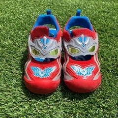 ウルトラマンタイガ　子供用サンダル　美品