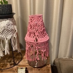 電気スタンドリメイク　ランプシェードマクラメ編み　ピンクの画像