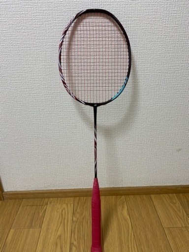 バドミントン　アストロクス100ZZ クレナ