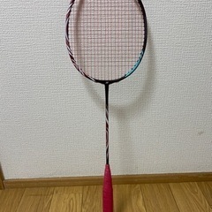 バドミントン　アストロクス100ZZ クレナ