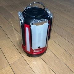 【譲り先決定】最終値下げ！コールマン　クアッドマルチパネルランタンの画像