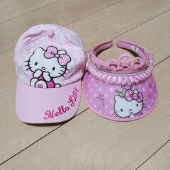 ハローキティのキャップとバイザー