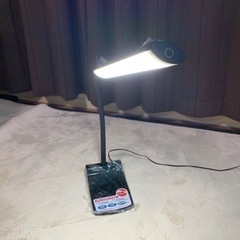 デスクランプLED