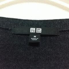 【訳アリ 74%OFF】UNIQLO ピュアニューウール カーディガンの画像