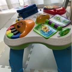 【値下げ】おしゃべりバイリンガル テーブル フィッシャープライス
