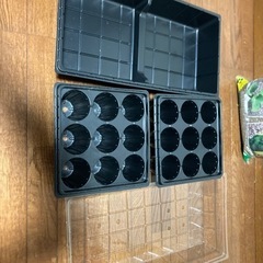 【未使用品】家庭菜園　土と育苗トレーの画像