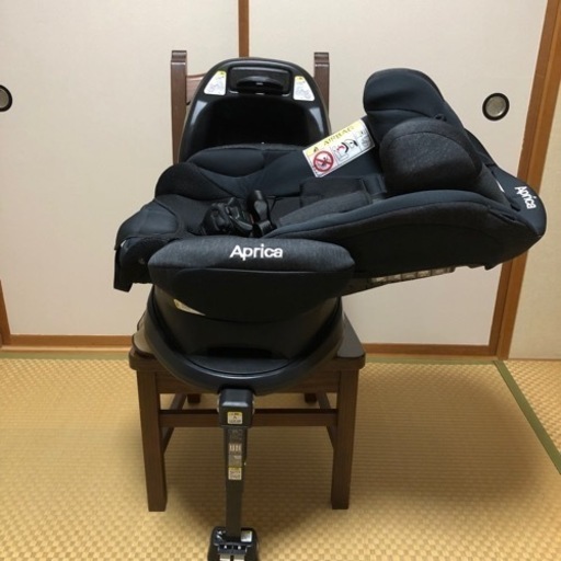 Aprica フラディアグロウ 回転式 チャイルドシート ISO-FIX固定 フラットシート 