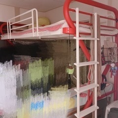 【引き取り手見つかりました！】ロフトベッド・赤色