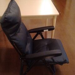 リクライニングチェアー、ソファ、オフィスチェアー　3点の画像
