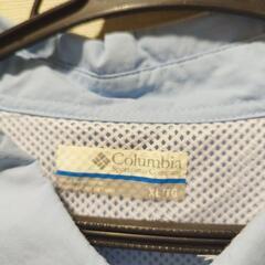 【値下げ】大きいサイズ　Columbia　入手困難　半袖シャツ　背中刺繍　ベンチレーション有サラサラの画像