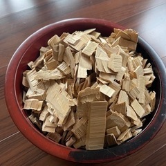 青森のひばの木チップ　山盛り