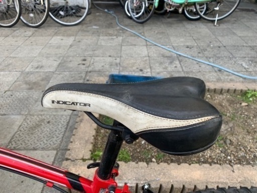 ??　ＭＴＢ自転車　２６インチ　3x7変速　赤　配達可能