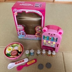 メルちゃん　自動販売機　ラーメン